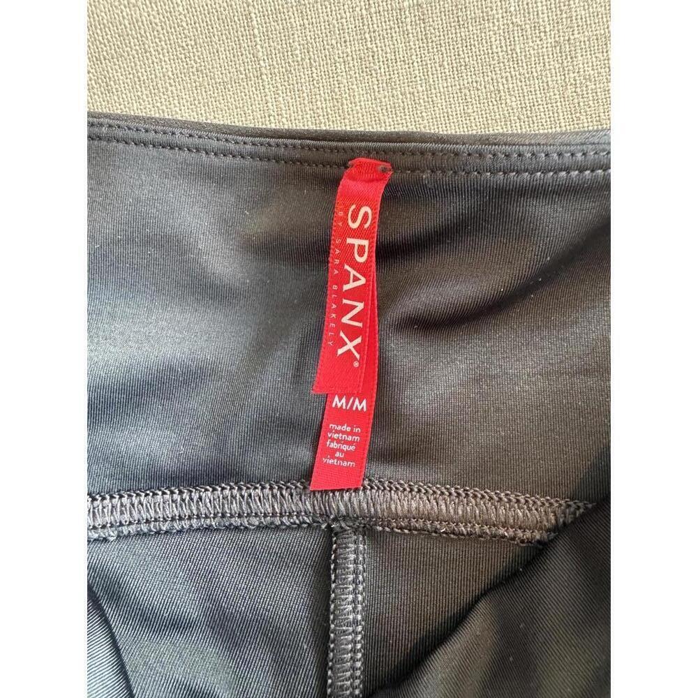 NWOT SPANX Faux Leather Leggings Black Size Medium - Picture 4 of 4